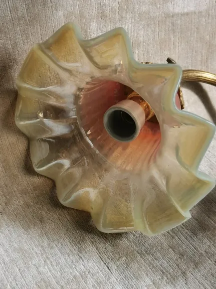 Lampe de bureau ou salon en bronze doré mat XXème