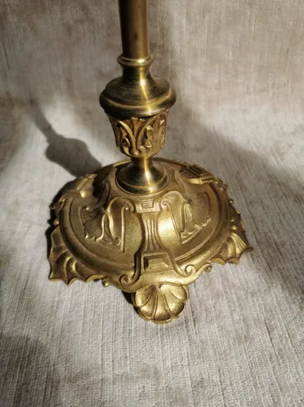 Lampe de bureau ou salon en bronze doré mat XXème