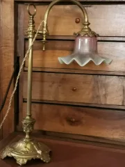 Lampe de bureau ou salon en bronze doré mat XXème