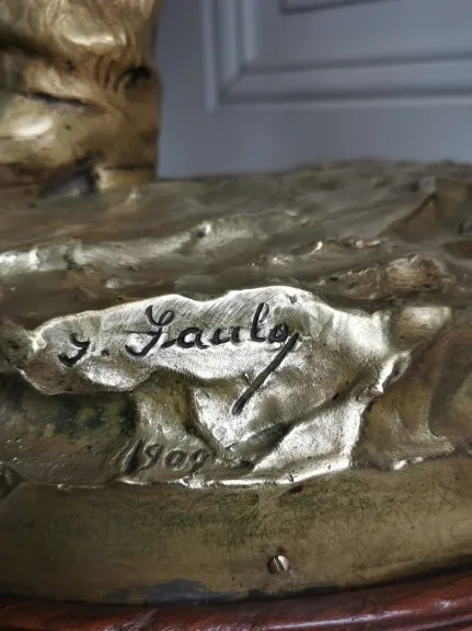 BRONZESTATUETTE von GEORGESS SAULO