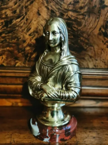 BÜSTE DER MONA LISA AUS VERGOLDETER BRONZE
