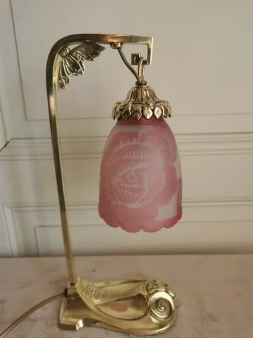 ART DECO PERIOD LAMP