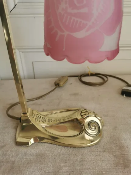 ART-DECO-ZEITRAUM-LAMPE
