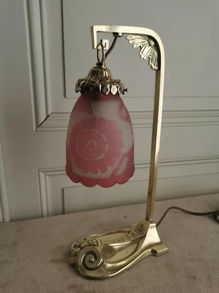 ART-DECO-ZEITRAUM-LAMPE