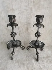 Paire de bougeoirs  en fer forgé XIXème
