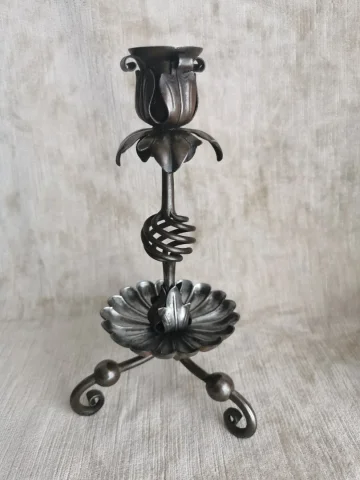 PAIR OF CANDLESTICKS