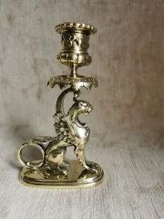 Bougeoir à main 19ème  Néo - Renaissance en bronze