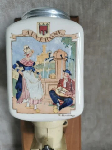 Moulin à café mural Peugeot , faïence de Sarreguemines France