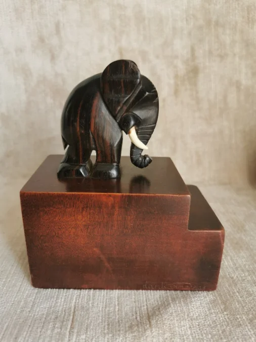 BUCHSTÜTZEN AUS DER ART-DECO-ZEIT
