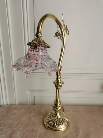 Lampe de bureau ou d'ambiance en bronze époque 1900