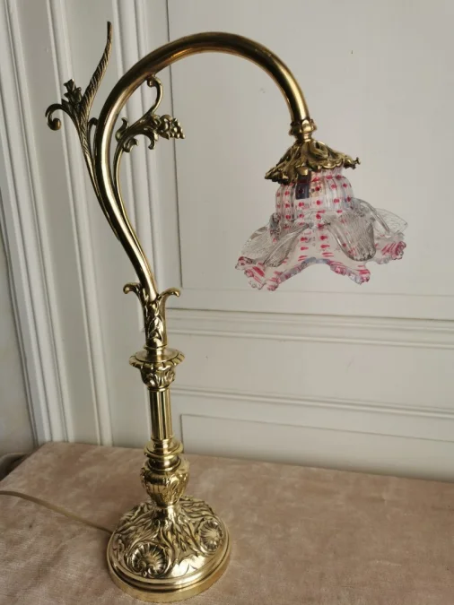 Lampe de bureau ou d'ambiance en bronze époque 1900