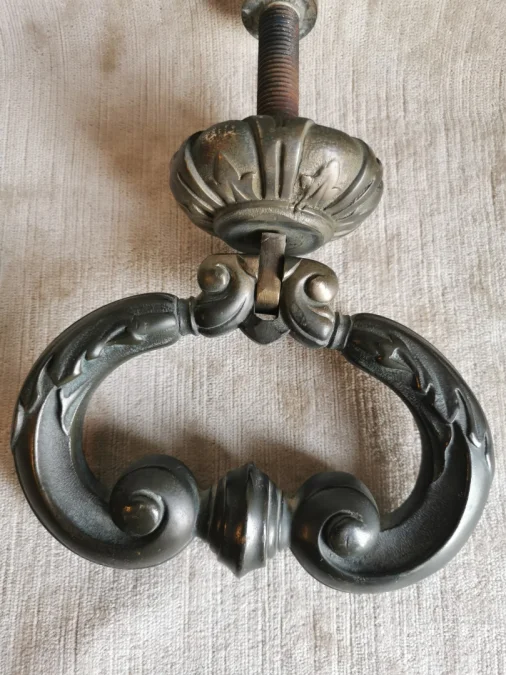 TÜRKLOPFER AUS BRONZE