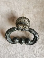 TÜRKLOPFER AUS BRONZE