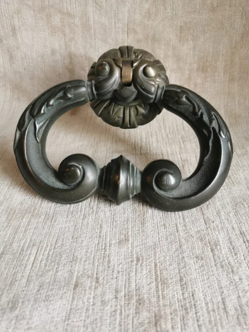 TÜRKLOPFER AUS BRONZE