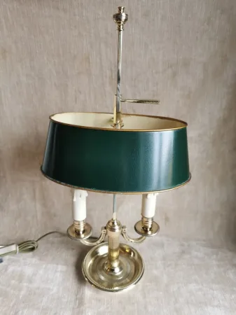 Lampe bouillotte en bronze à deux bras de lumière
