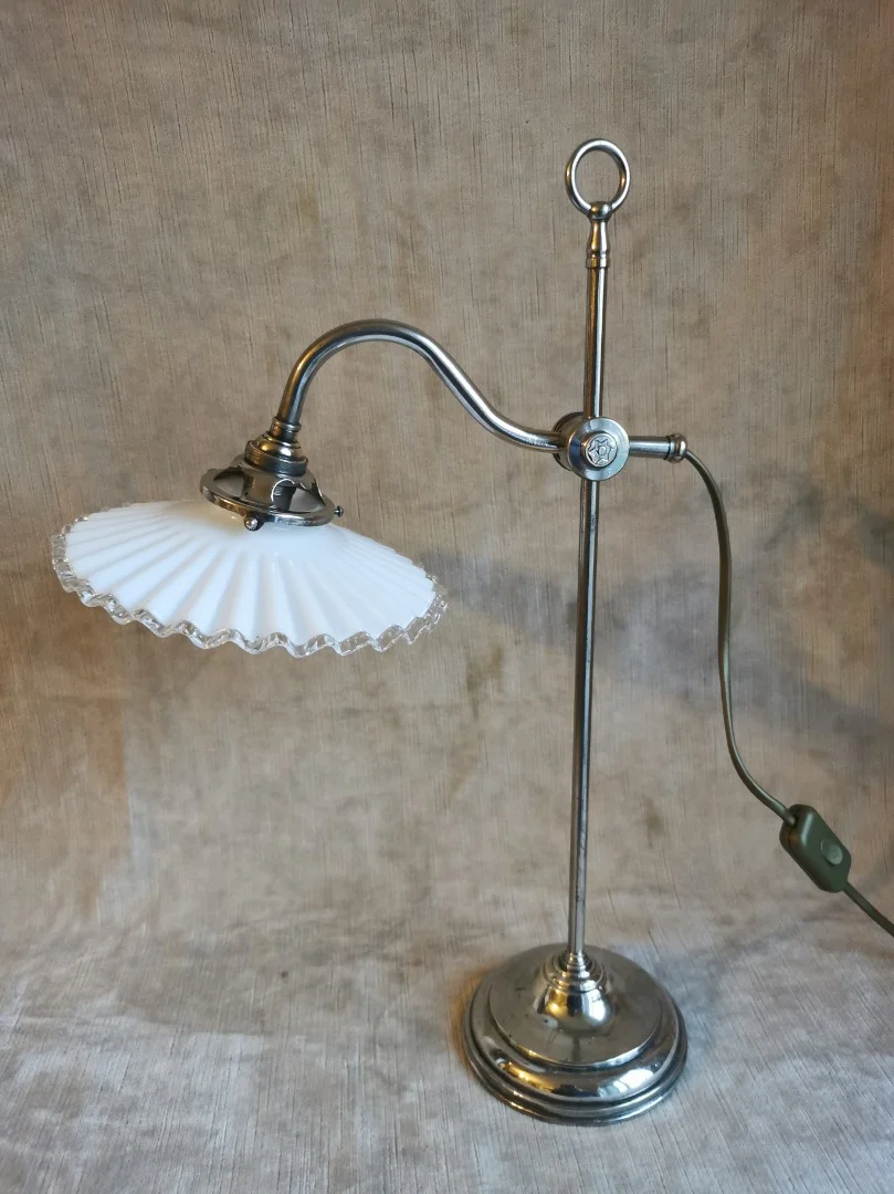 BUREAULAMP