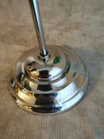 Lampe de bureau en laiton chromé avec opaline verte