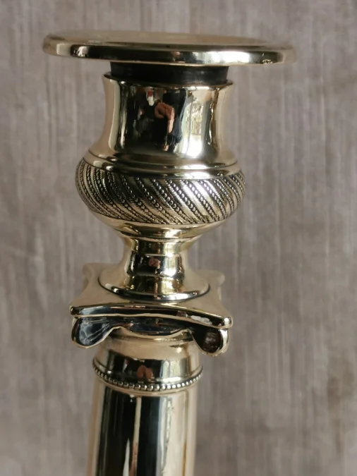 KERZENSTÄNDER IM FRANZÖSISCHEN EMPIRE-STIL