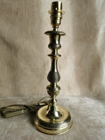 PAAR LOUIS PHILIPPE KANDELAARS OMGEZET IN LAMPEN