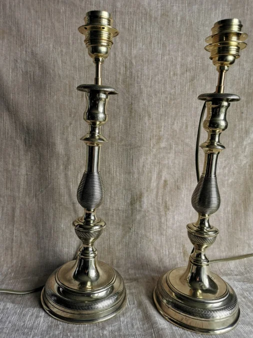 PAAR LOUIS PHILIPPE KANDELAARS OMGEZET IN LAMPEN