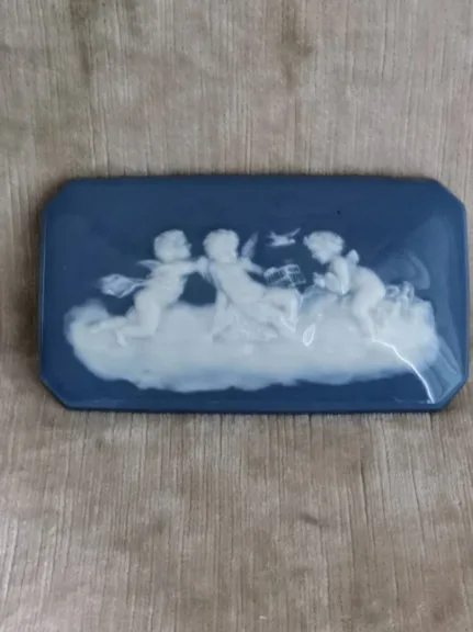 Boîte coffret en porcelaine de Camille Tharaud à Limoges France