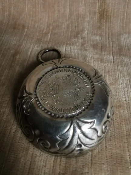 Tastevin en argent massif avec Ecu argent 1713 Louis XIV