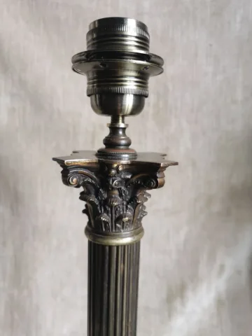 PAIR OF BRONZE LAMPS