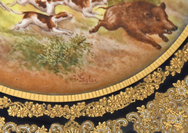 Paar Limoges porseleinen schalen met decor van jachttaferelen, geschilderd door Abel Golse (1844–1937) — Zeer goede staat