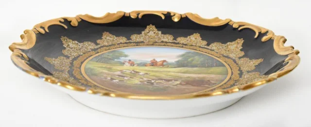 Paar Limoges porseleinen schalen met decor van jachttaferelen, geschilderd door Abel Golse (1844–1937) — Zeer goede staat