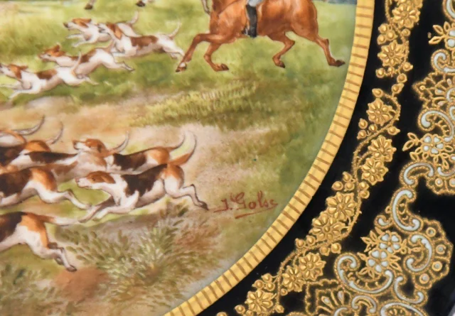 Paar Limoges porseleinen schalen met decor van jachttaferelen, geschilderd door Abel Golse (1844–1937) — Zeer goede staat