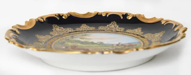 Paar Limoges porseleinen schalen met decor van jachttaferelen, geschilderd door Abel Golse (1844–1937) — Zeer goede staat