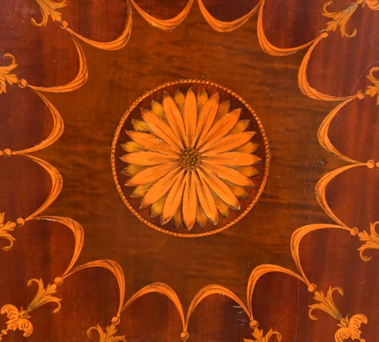 Engelse marqueterie guéridon met twee bladen — Goede staat