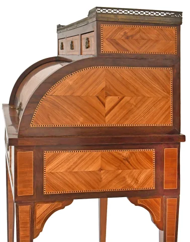 Bureau cylindre de style Louis XVI — Bon état