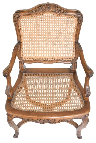 Pair of caned armchairs in Régence style — Very good condition