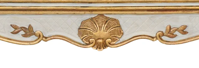 Couchtisch im Louis-XV-Stil mit Platte aus Églomisé-Glas — Sehr guter Zustand