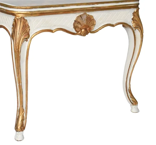 Couchtisch im Louis-XV-Stil mit Platte aus Églomisé-Glas — Sehr guter Zustand