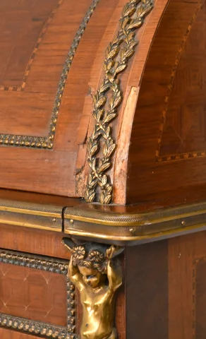 Louis XVI-style cylinder bureau in marquetry — Good condition