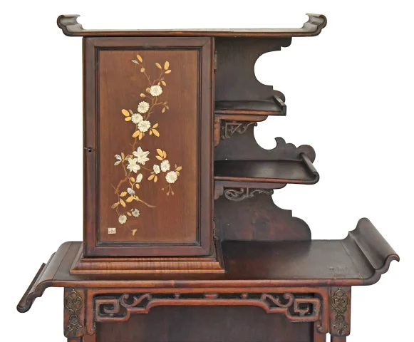 Japonisierendes Cabinet im Geschmack von Gabriel Viardot — Befriedigender Zustand
