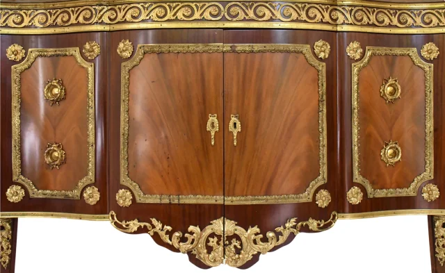 Buffet in stile Luigi XVI