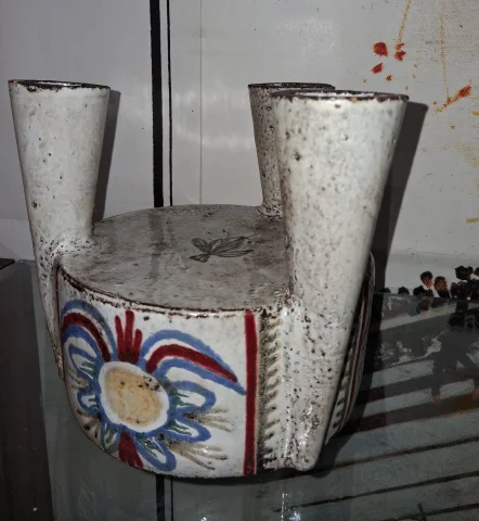 Boîte couverte tripode en céramique – Atelier Le Mûrier a Vallauris — Excellent état