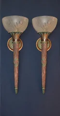 Coppia di applique all'antica in bronzo patinato e vetro smerigliato – inizio XX secolo
