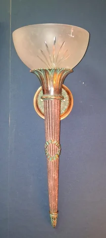 Pair of antique-style patinated bronze and frosted glass wall lights – early 20th century — Very good condition