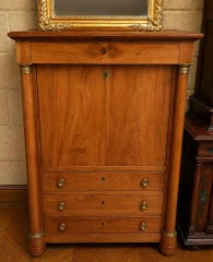 Empire-period fall-front secrétaire in walnut – Early 19th century