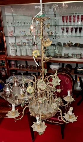 Grand lustre floral Art nouveau en bronze et métal patiné — Bon état