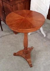 Guéridon d'époque Biedermeier en bois clair – XIXe siècle