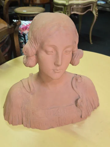 Buste féminin en terre cuite – époque Art déco vers 1930 — Très bon état