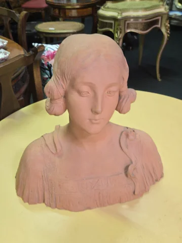 Buste féminin en terre cuite – époque Art déco vers 1930 — Très bon état