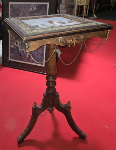 Napoléon III guéridon table with painted porcelain top — Good condition