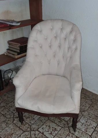 Fauteuil Cabriolet en acajou époque Napoléon III tissu Capitonné, XIXe Siècle — Bon état