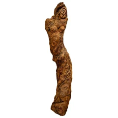 Sculpture féminine en bois sculpté dans une souche – Travail d’artiste, XXe siècle